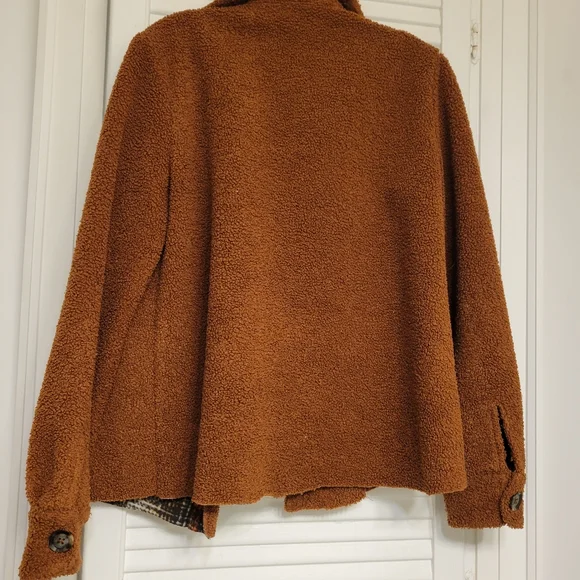Teddy Style Coat - Picture 6 of 6
